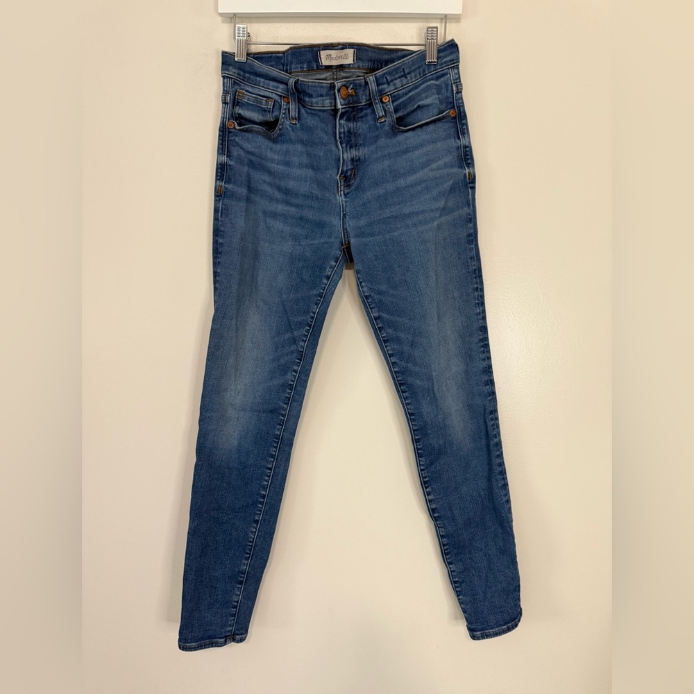 Madewell 8in skinny blue jean in size 32